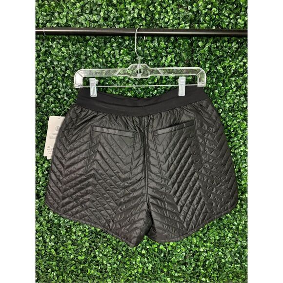 Athleta Apres Quilted Shorts Size 2 NWT - Picture 4 of 6